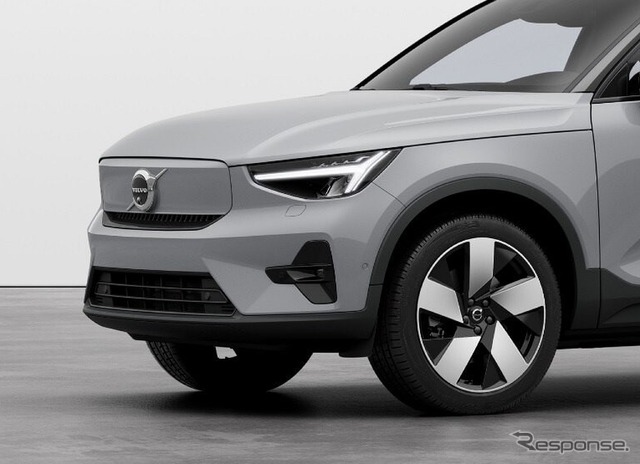 ボルボ XC40 の「シングルモーター RWD」グレード