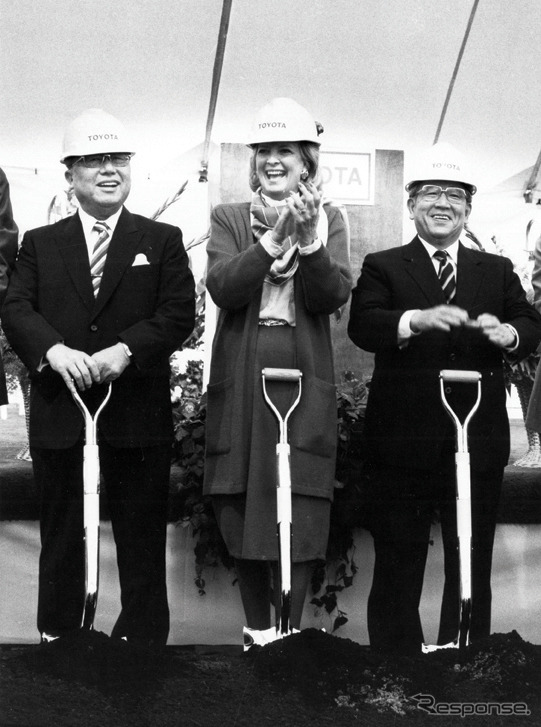 米ケンタッキー工場建設の地鎮祭(1986年、向かって右)