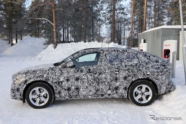BMW iX2 市販型プロトタイプ(スクープ写真)