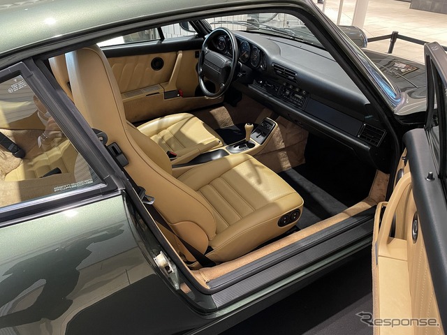 ポルシェ 911カレラ(タイプ964)