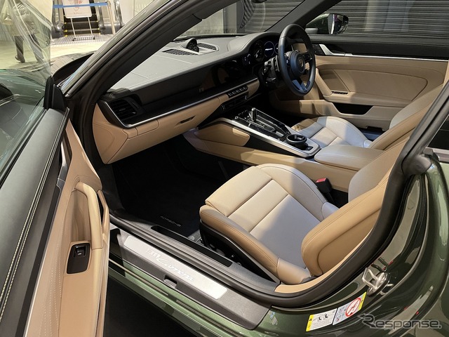 ポルシェ 911カレラ(タイプ992)