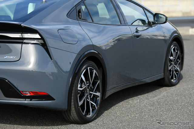 トヨタ プリウス PHEV(プロトタイプ)