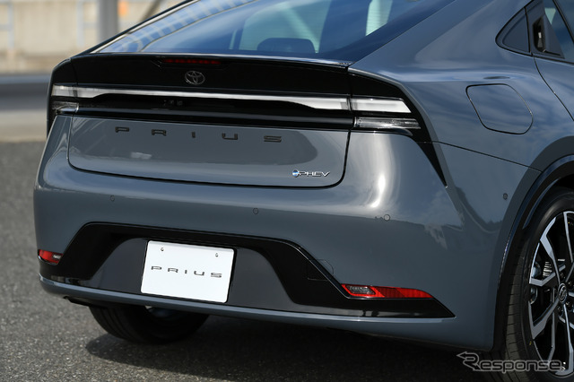 トヨタ プリウス PHEV(プロトタイプ)