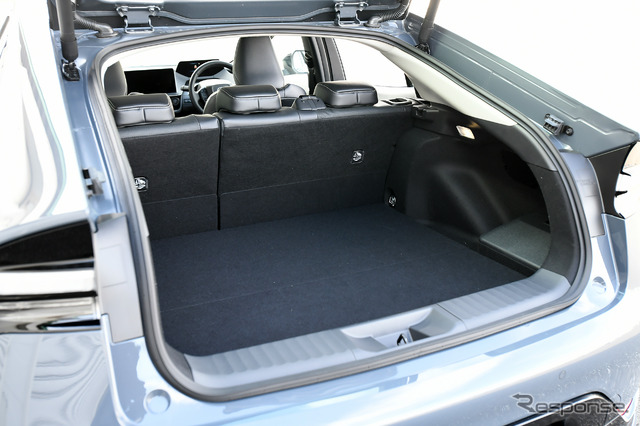 トヨタ プリウス PHEV(プロトタイプ)