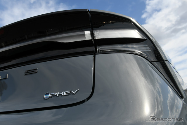 トヨタ プリウス PHEV(プロトタイプ)