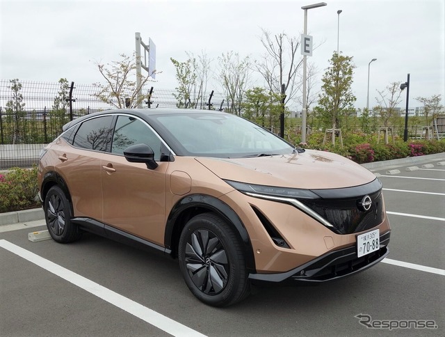 日産 アリア