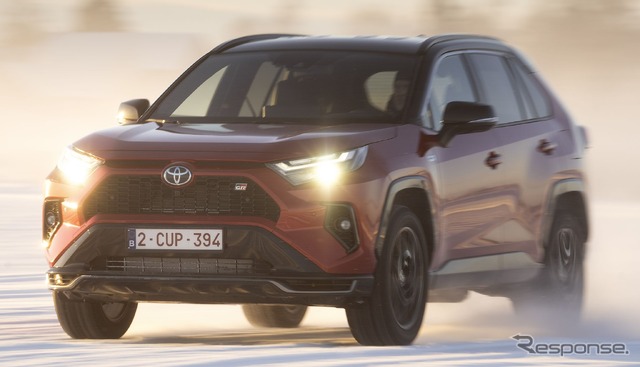 トヨタ RAV4 プラグインハイブリッド の「GRスポーツ」(欧州仕様)