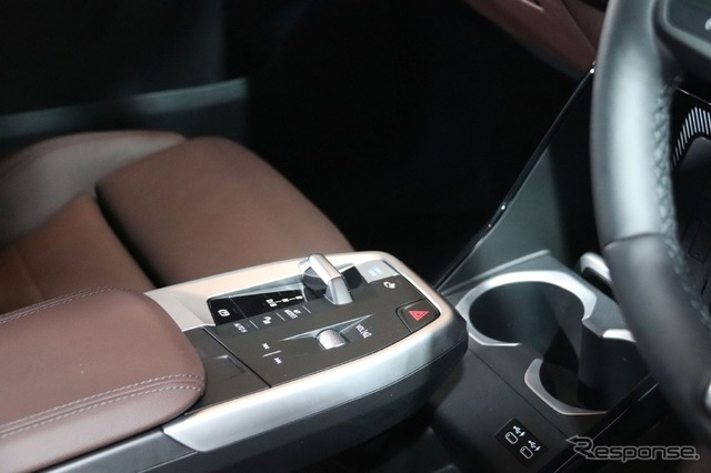 新型BMW iX1発表
