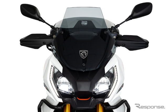 プジョーXP400