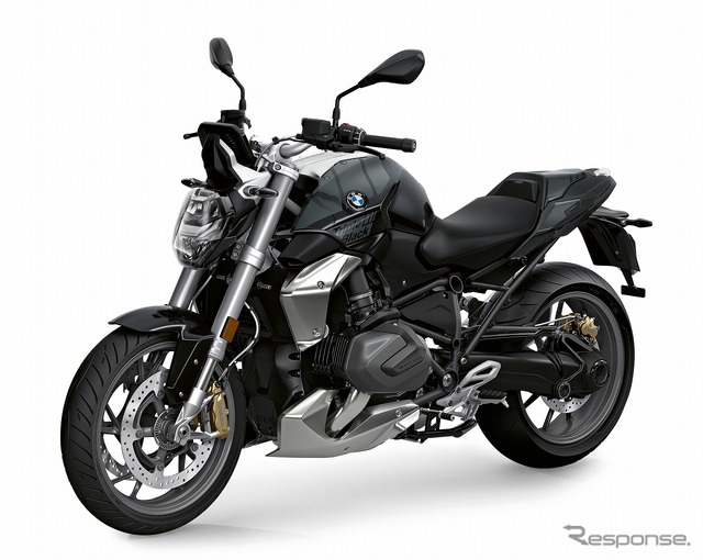 BMW R1250R(トリプルブラック)