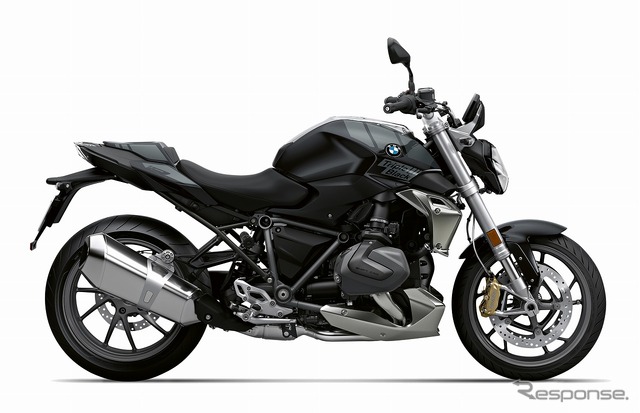 BMW R1250R(トリプルブラック)