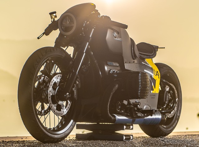 BMW R18 IRON ANNIE