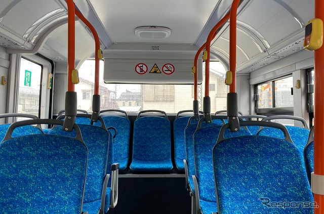 大型EV路線バス車内