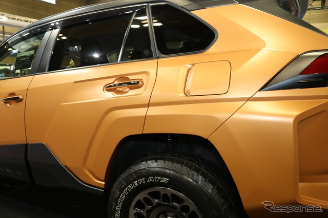 クセ強すぎなRAV4、突き抜けて格好良すぎる!…大阪オートメッセ2023