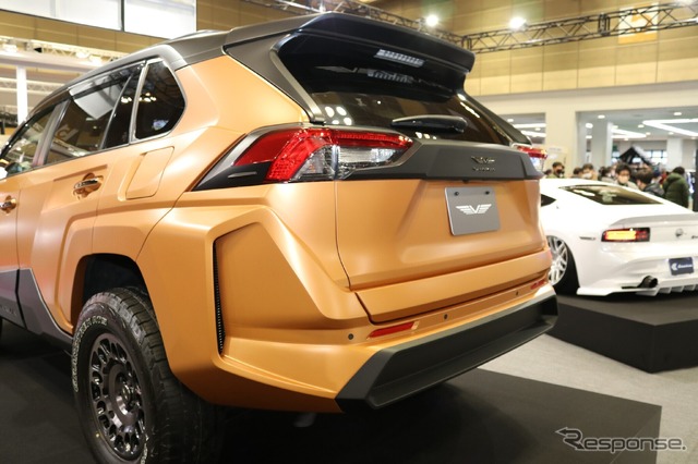 クセ強すぎなRAV4、突き抜けて格好良すぎる!…大阪オートメッセ2023
