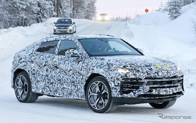 ランボルギーニ ウルスPHEV(仮)プロトタイプ(スクープ写真)