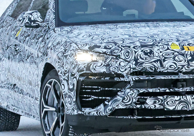 ランボルギーニ ウルスPHEV(仮)プロトタイプ(スクープ写真)