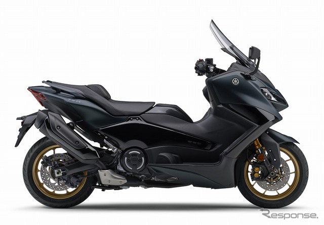 ヤマハ TMAX560 TECH MAX ABS(マットダークグリーン)