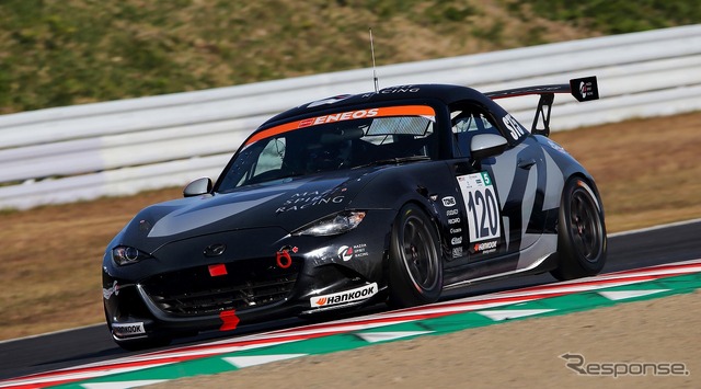 倶楽部MAZDA SPIRIT RACING ROADSTER
