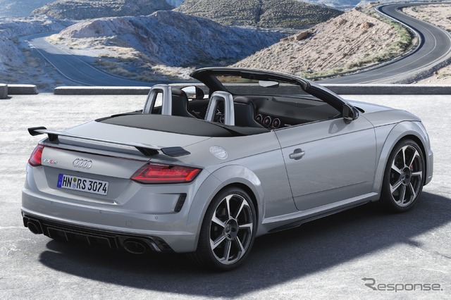 3代目アウディTTロードスター:TT RS