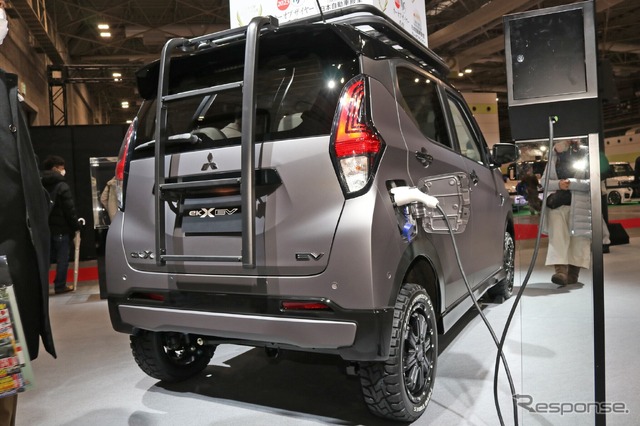 三菱自動車 ekクロスev
