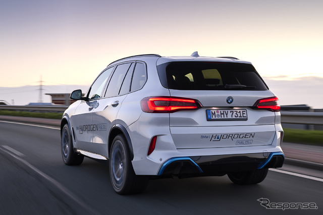 BMWの燃料電池車『iX5 HYDROGEN』