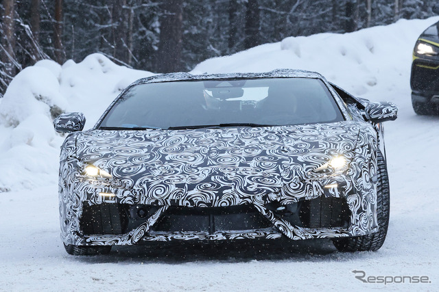 ランボルギーニ アヴェンタドール 後継モデル プロトタイプ(スクープ写真)