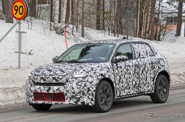 フィアット 600X（仮）プロトタイプ（スクープ写真）