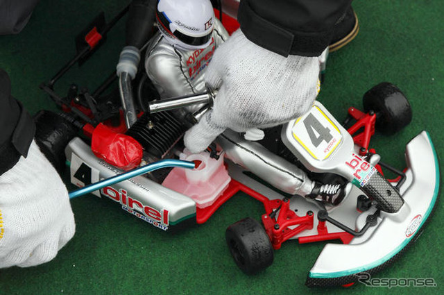 KYOSHO CUP…プレス対抗戦に本山哲選手がサプライズ参戦!