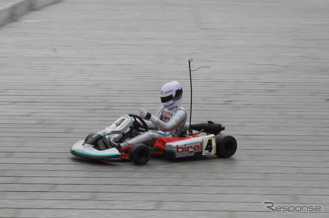 KYOSHO CUP…プレス対抗戦に本山哲選手がサプライズ参戦!
