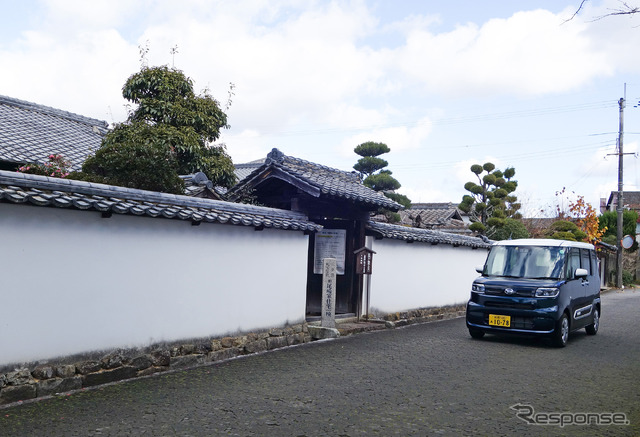 ダイハツ タント 3300km試乗前編:兵庫・加東の景観保護区にて記念撮影。