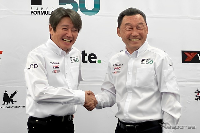 近藤真彦氏（左）と中嶋悟氏（右）
