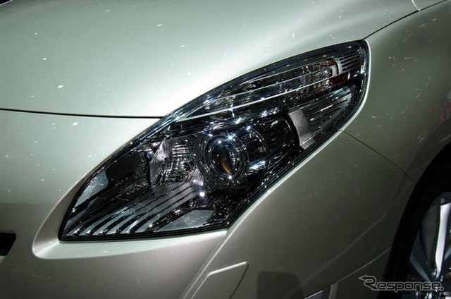 【ジュネーブモーターショー09】ルノー グランセニック 新型…小型MPVの新基準
