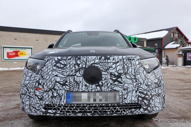 メルセデスベンツ EQB 改良新型プロトタイプ(スクープ写真)