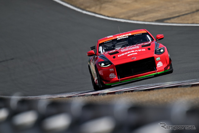 スーパー耐久公式テストの様子