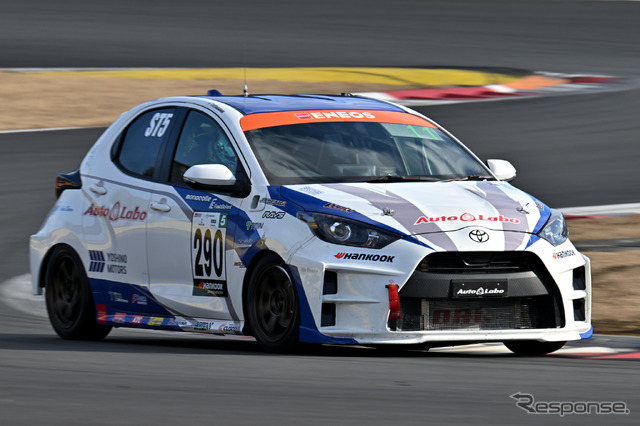 スーパー耐久公式テストの様子