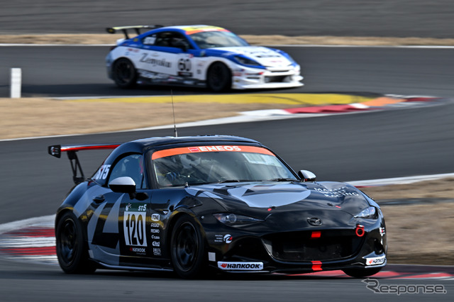 スーパー耐久公式テストの様子