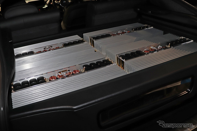 「単体DSP」を搭載したオーディオカーの一例（製作ショップ：イングラフ＜青森県＞）。