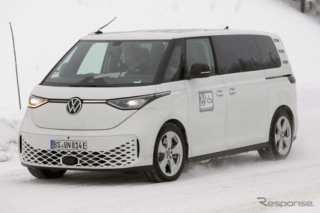 VW ID.BUZZ ロングホイールベースのプロトタイプ(スクープ写真)