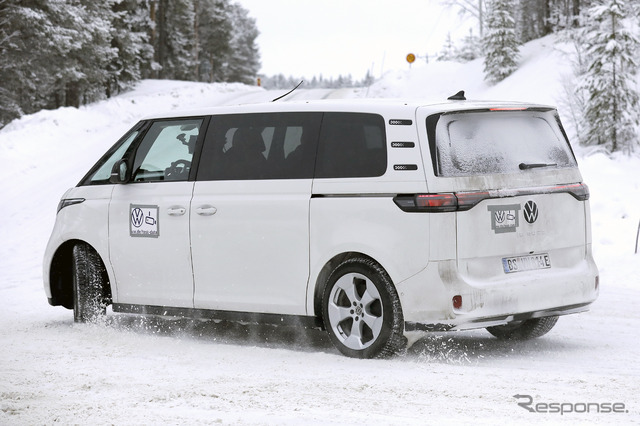 VW ID.BUZZ ロングホイールベースのプロトタイプ(スクープ写真)