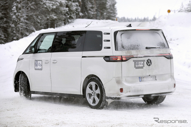 VW ID.BUZZ ロングホイールベースのプロトタイプ(スクープ写真)