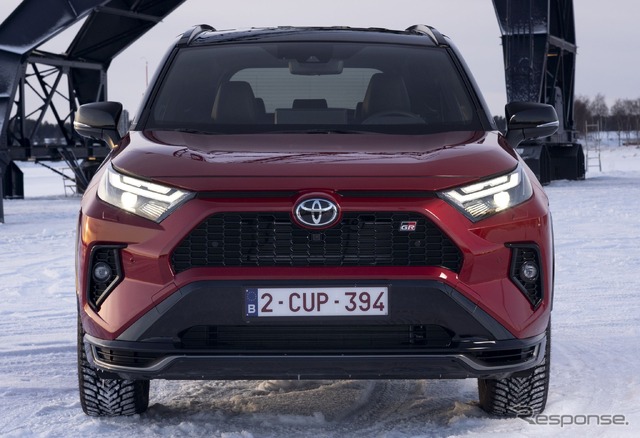 トヨタ RAV4 プラグインハイブリッド の「GRスポーツ」(欧州仕様)