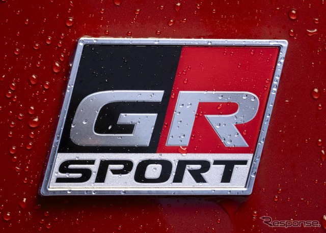 トヨタ RAV4 プラグインハイブリッド の「GRスポーツ」（欧州仕様）