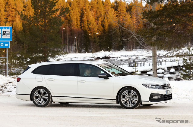 VW パサート ヴァリアント 次期型プロトタイプ(スクープ写真)