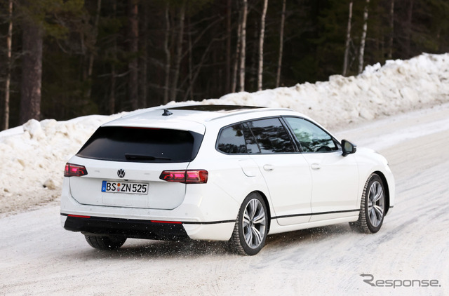 VW パサート ヴァリアント 次期型プロトタイプ(スクープ写真)