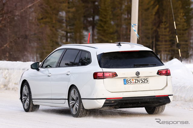 VW パサート ヴァリアント 次期型プロトタイプ(スクープ写真)