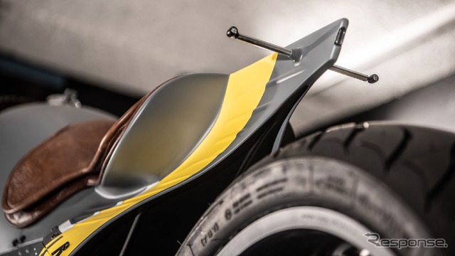 BMW R18 IRON ANNIE