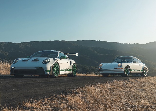 ポルシェ 911 GT3 RS 新型の「トリビュートtoカレラRSパッケージ」とポルシェ 911 カレラ RS 2.7