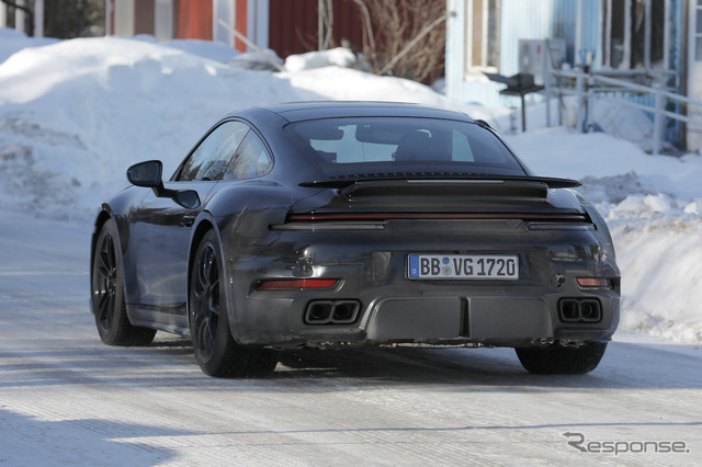 ポルシェ 911ターボ 改良新型プロトタイプ（スクープ写真）