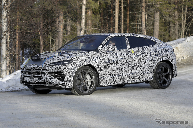 ランボルギーニ ウルスPHEV プロトタイプ(スクープ写真)